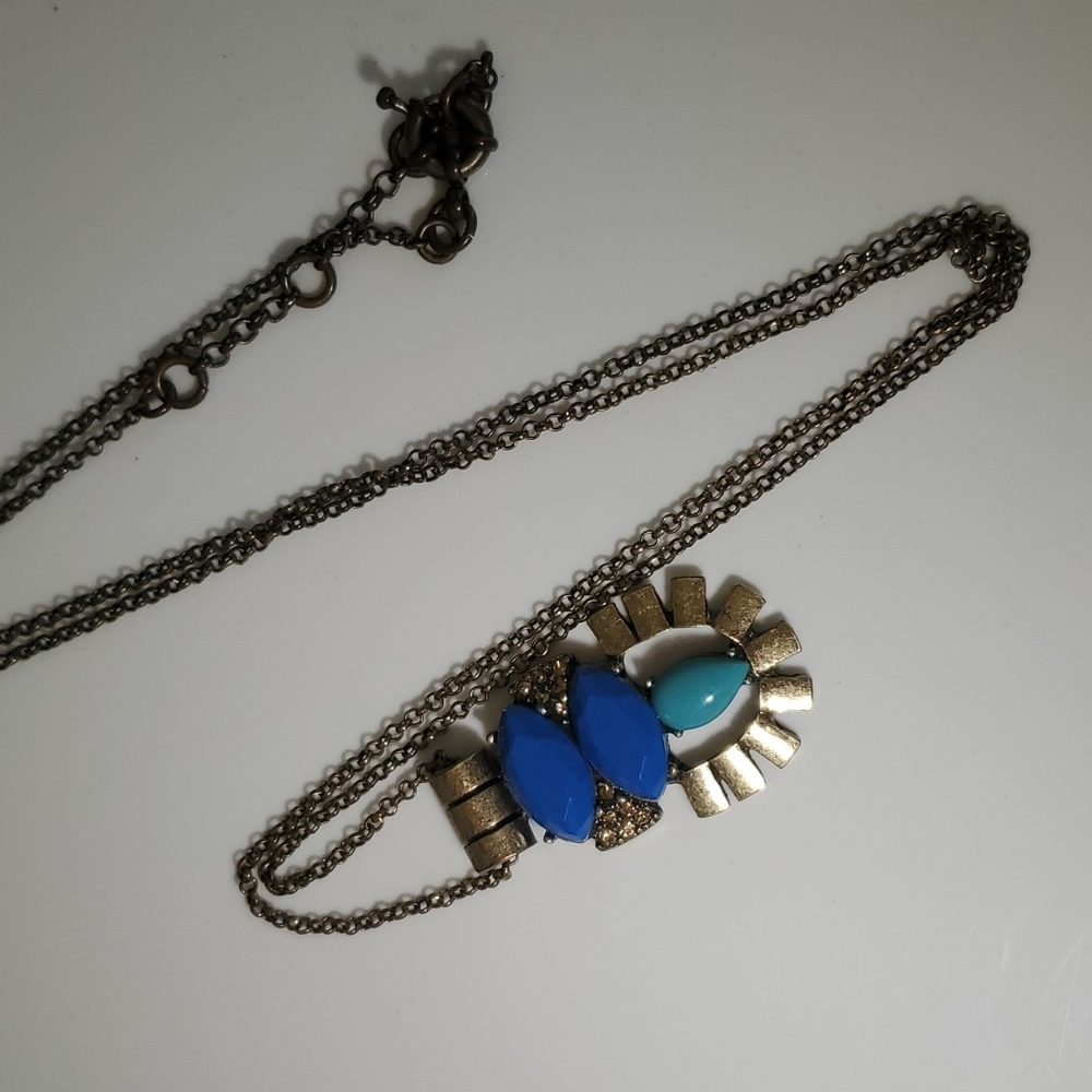 Deco Pendant Necklace